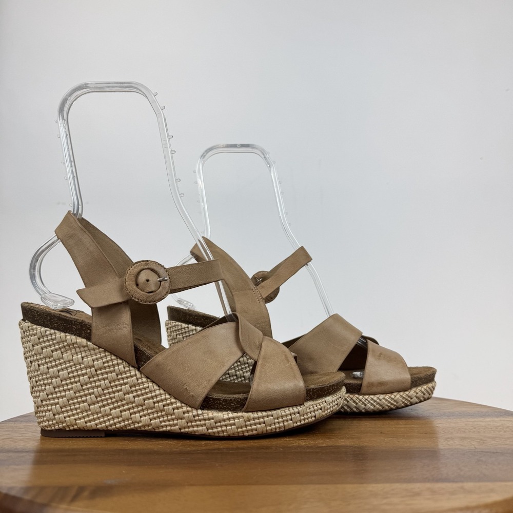 New Womens Sofft Casidy Beige Leather Woven Platform Wedge Sandals Size 10 NWOB